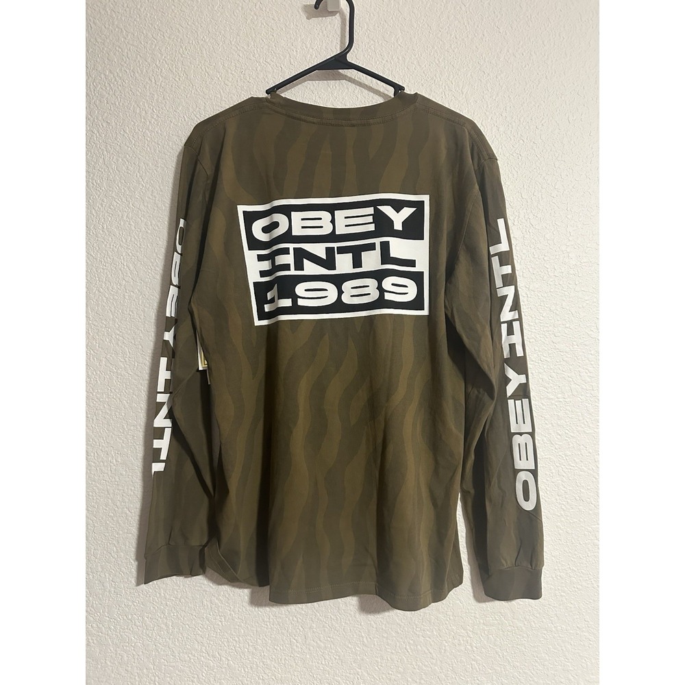 NWT OBEY INTL 1989 Long Sleeve Shirt Size S Green Spellout Skater Sleeve Graphic